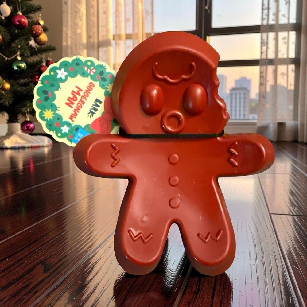 Bark Box Howly Jowly Holidays Gingergnaw Man Dog Toy